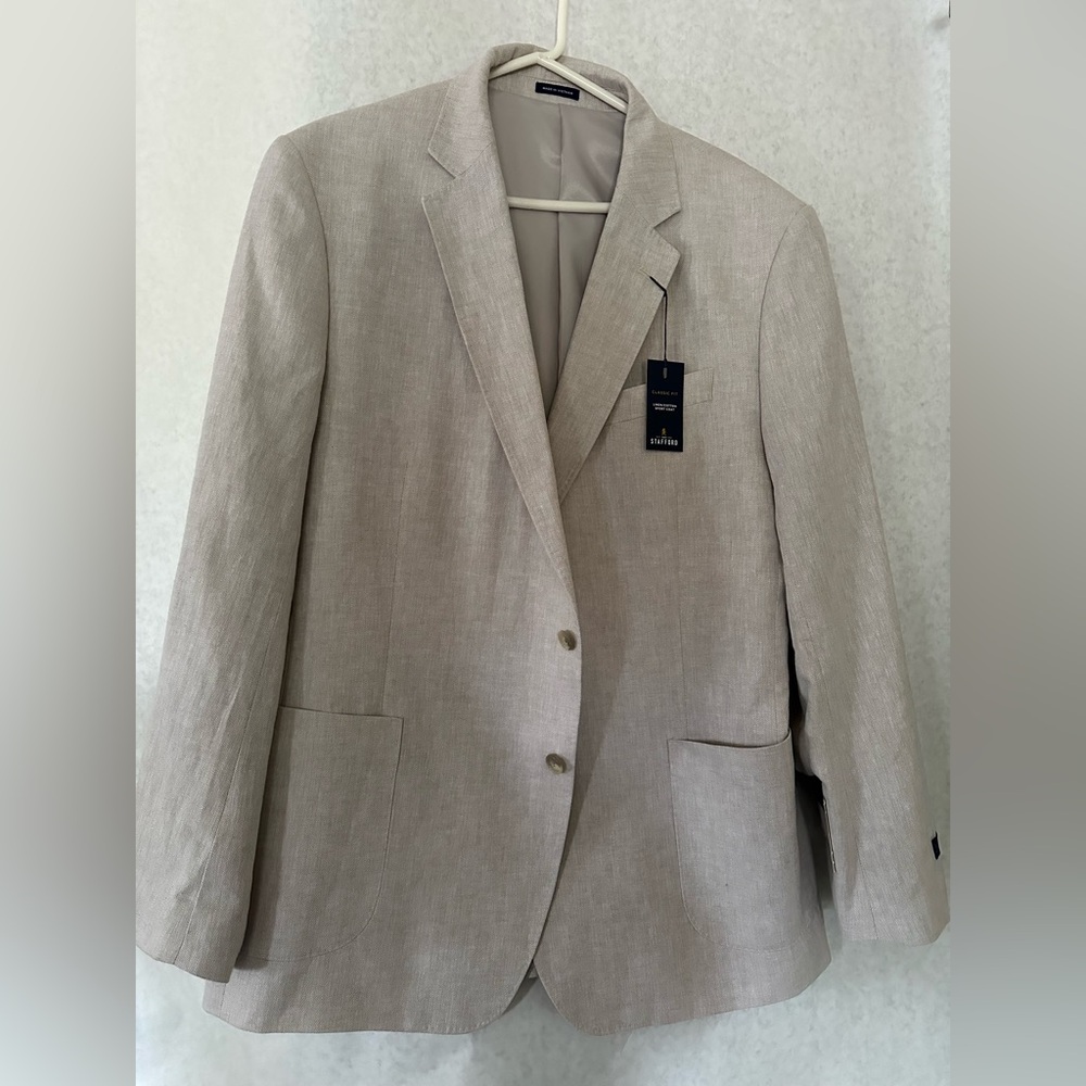 Men’s sand/beige colored blazer -NEW